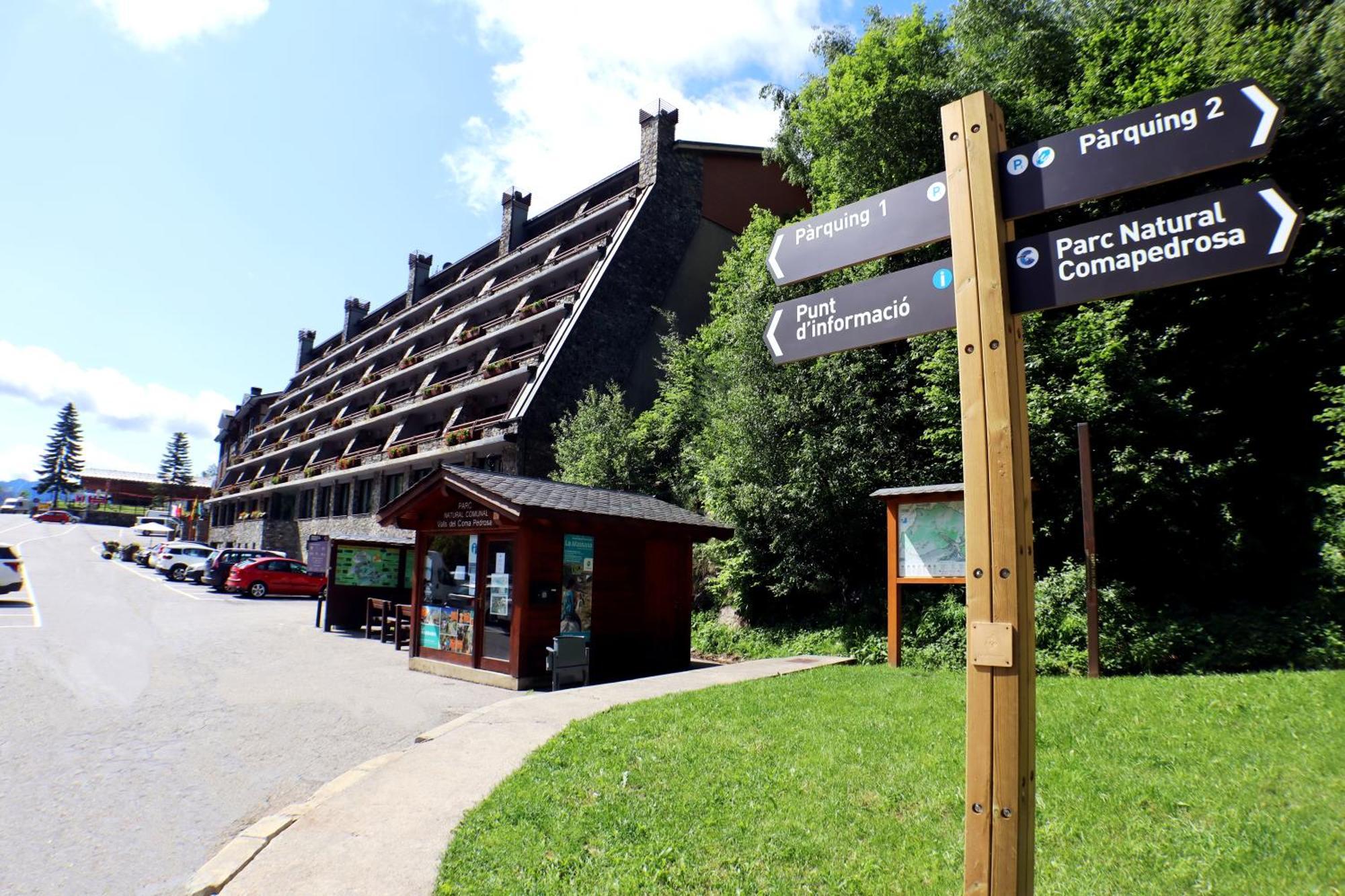 Yomo Patagonia Hotel Arinsal Exterior foto